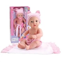 Boneca New Born acabou de nascer